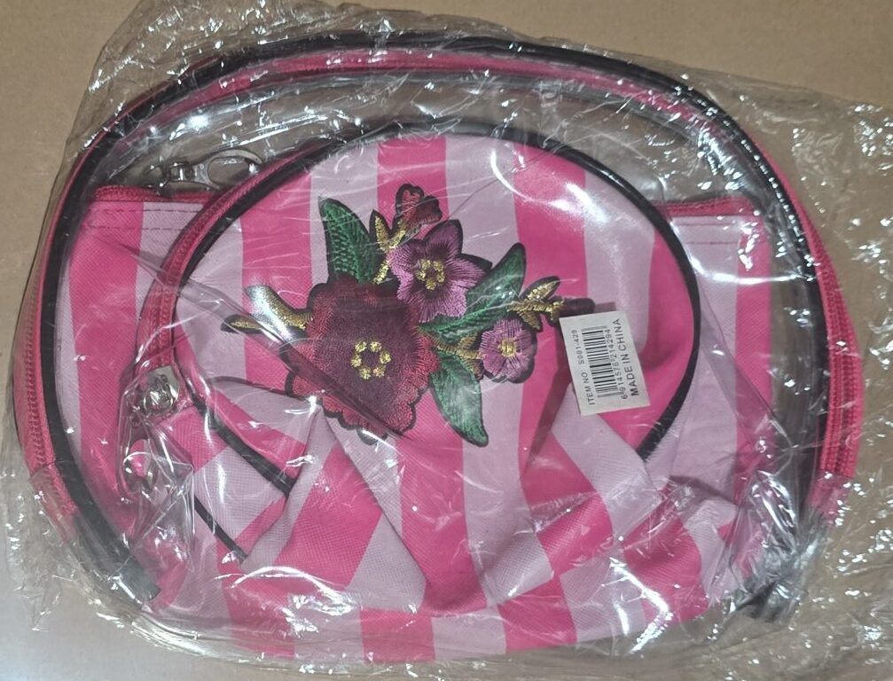 pack of three white cosmetic bags with stripes, flowers, transparent - Image 4