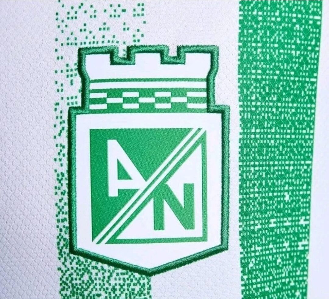 Camiseta de fútbol colombiana unisex Atlético Nacional 2025 talla L Imported - Image 7