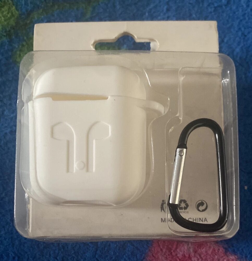 Brand New Apple AirPods White Silicone Protective Case Cover Skin with Carabiner - Image 2