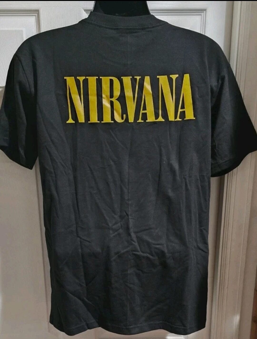 Official Nirvana Nevermind logo t-shirt, unisex size L - Image 3