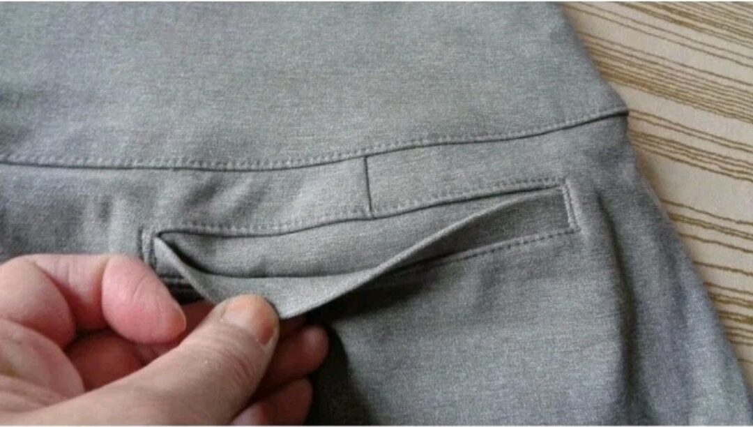 Hagen Lady Golf Skort in Grey with Tummy Control and Front Pockets, Size S - Image 5