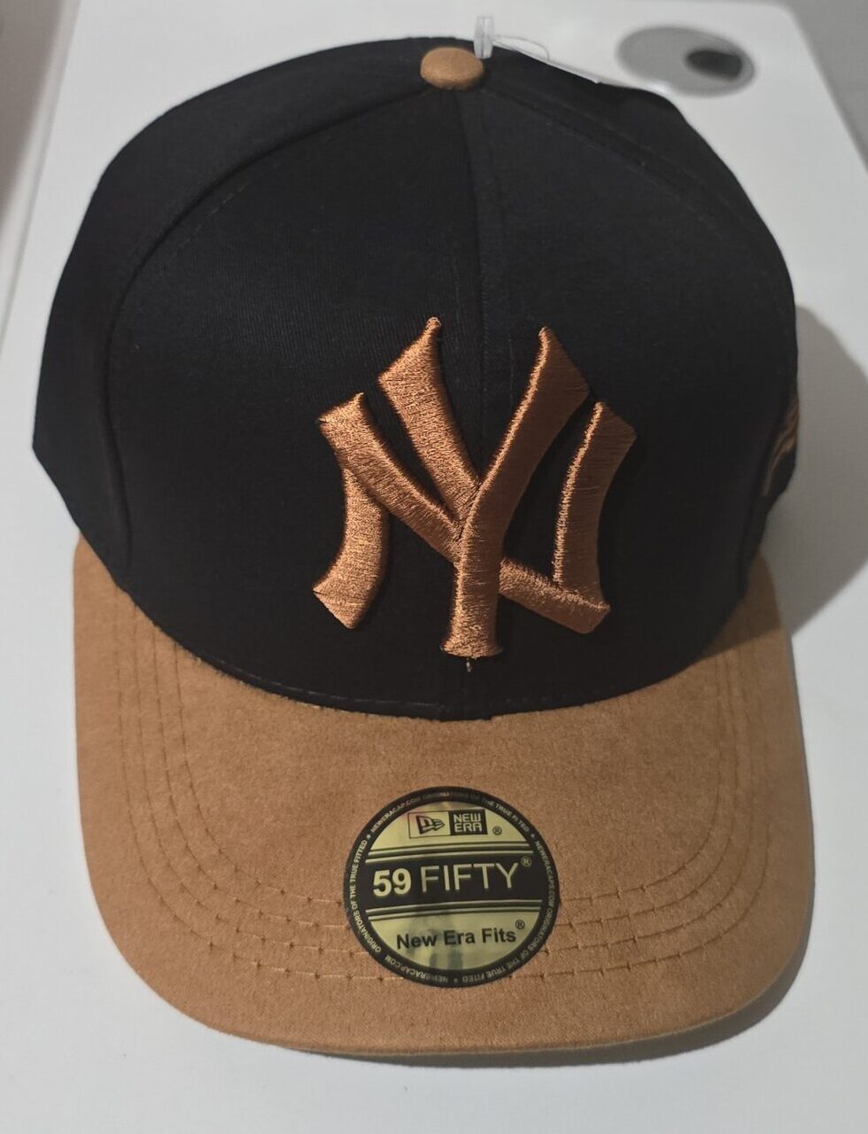 Nueva Era 59 FIFTY New York Yankees Cap NWT Adjustable Unisex - Image 2