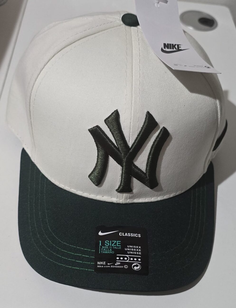 New York Yankees Cap Hat - NWT Adjustable Unisex - Image 12