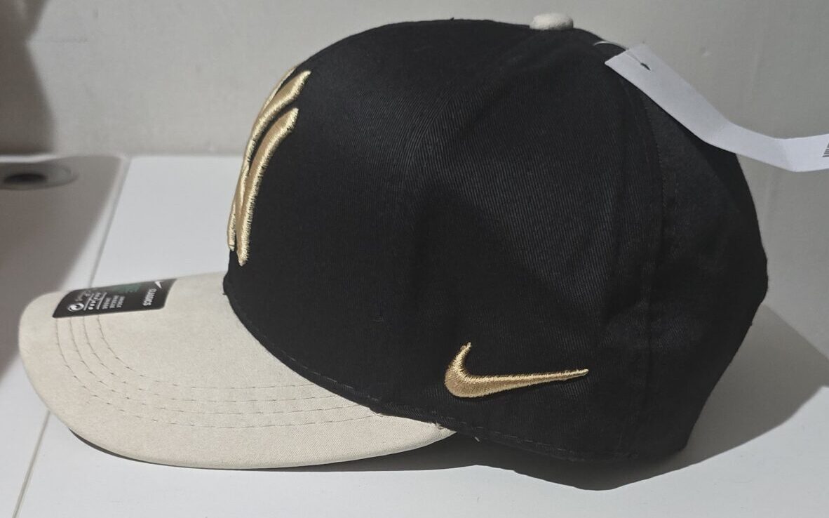 New York Yankees Cap Hat - NWT Adjustable Unisex - Image 3