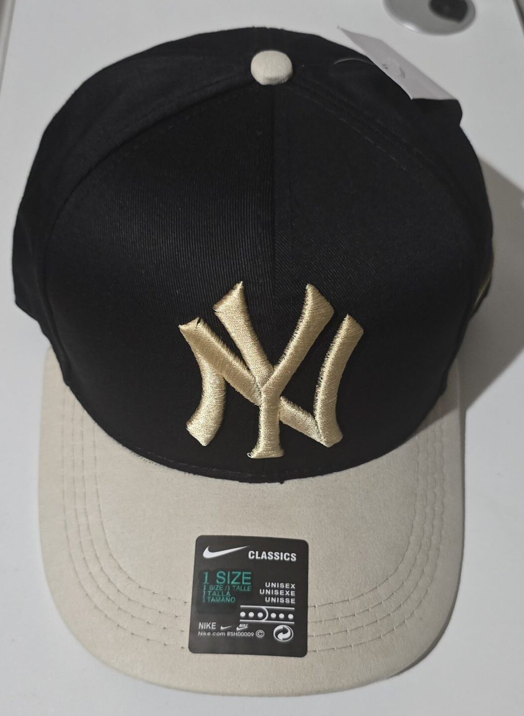 New York Yankees Cap Hat - NWT Adjustable Unisex - Image 4