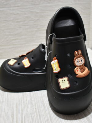 Crocs Classic Platform Women's Clogs - La BUBU, 36/37 Imported Black